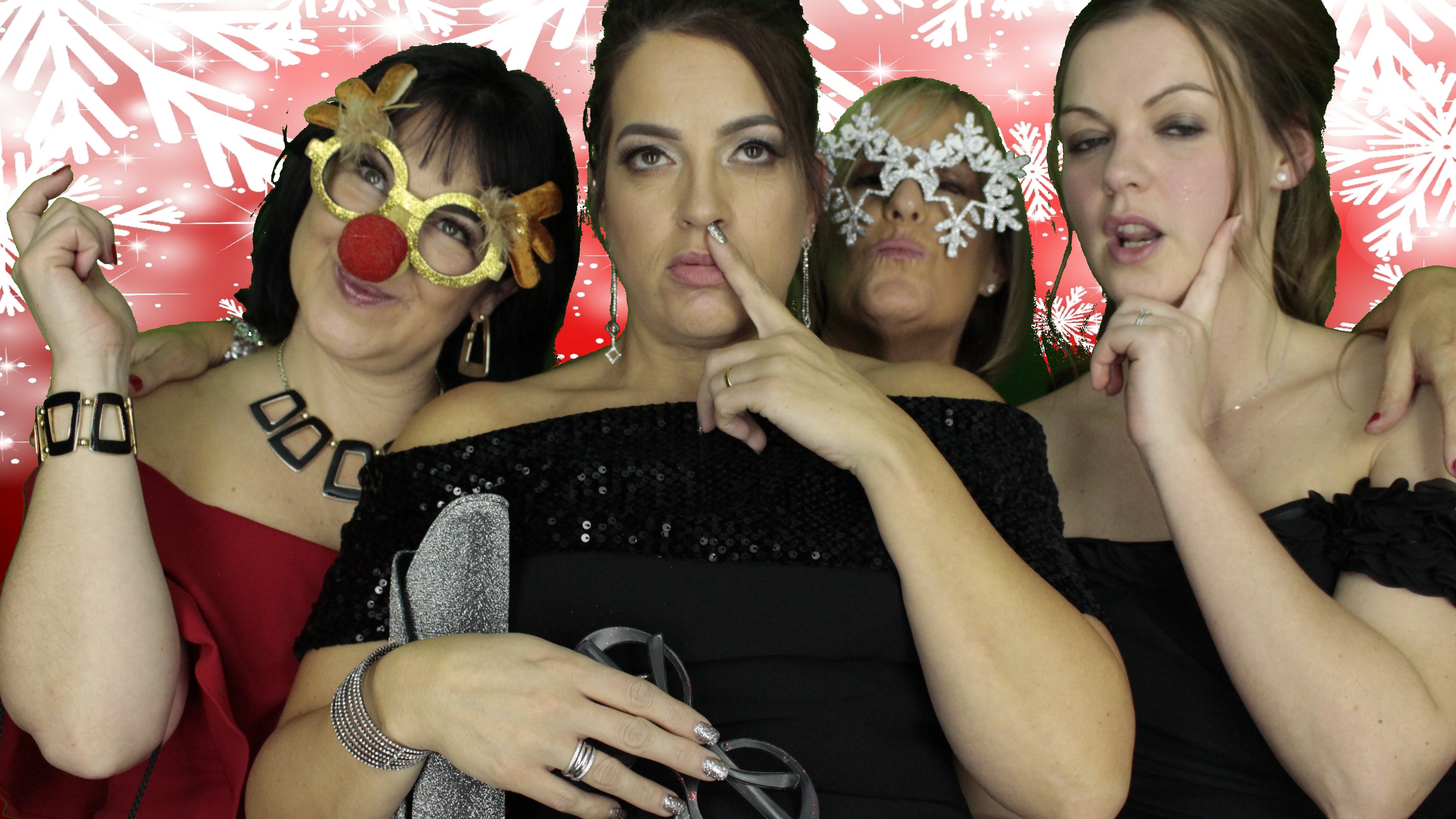 Portsmouth Water Christmas Party | View more photos from the event at gallery.myphotoboothexperience.co.uk/u/MyPhotoBoothExperienceLtd/Portsmouth-Water-Christmas-Party